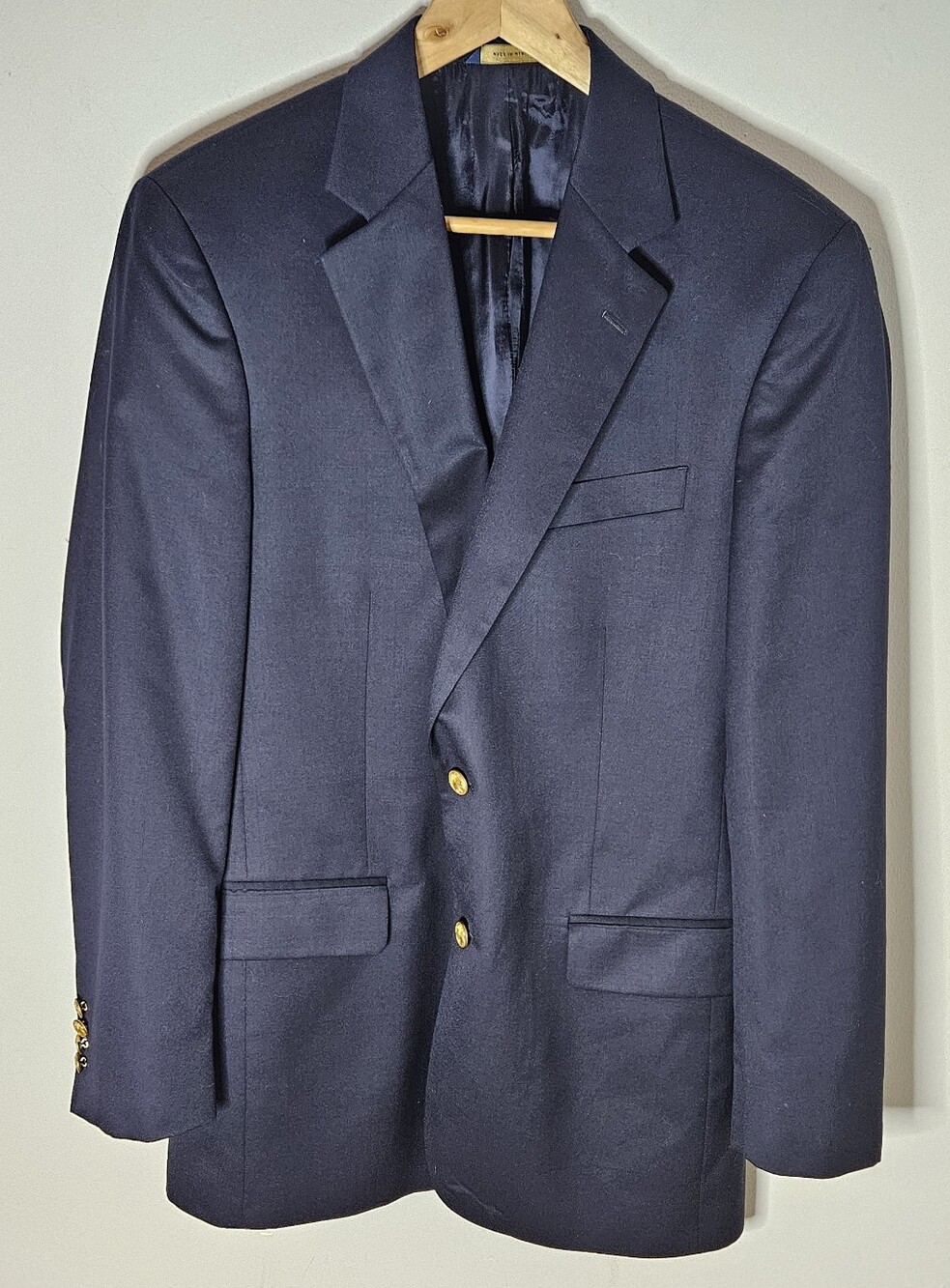 Brooks Brothers Madison Fit Navy Blazer Gold Buttons Men's 39L